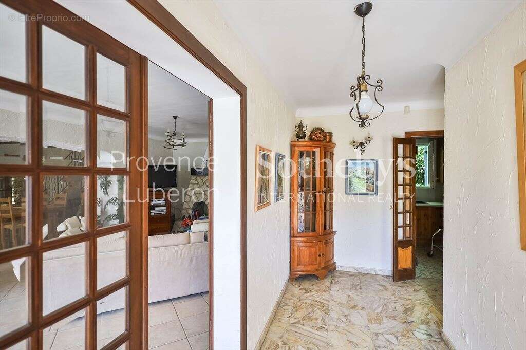 Maison à FONTAINE-DE-VAUCLUSE