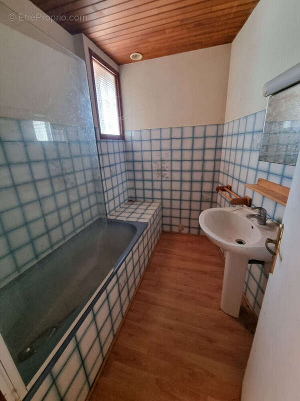 Appartement à LOUARGAT