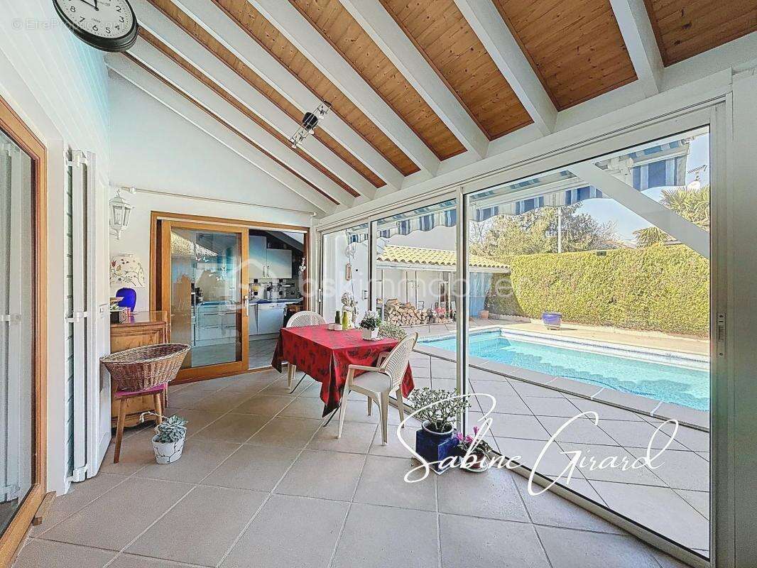 Maison à SAINT-MARTIN-D'HERES