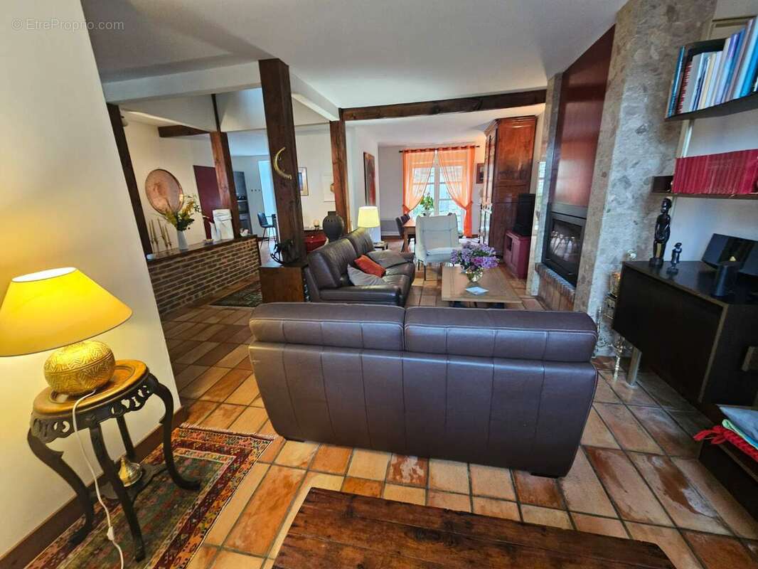Maison à LINARDS