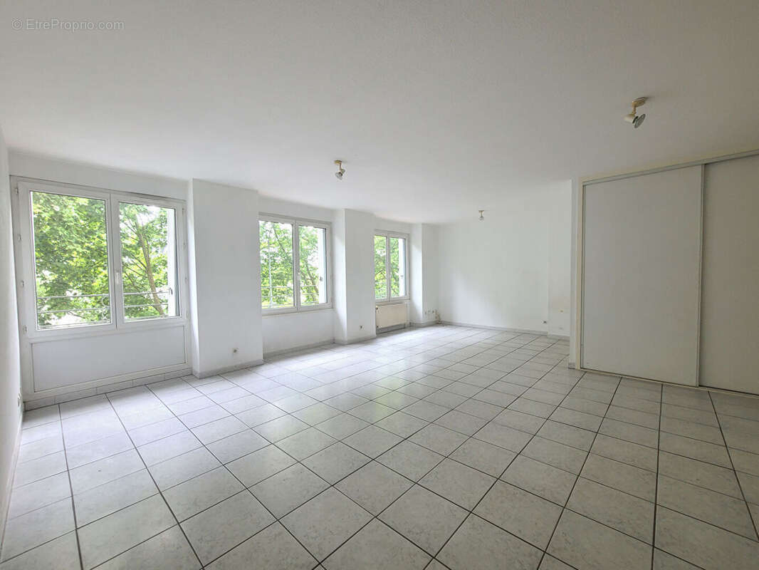 Immeuble bas Lormont 362 m2 - photo 6
