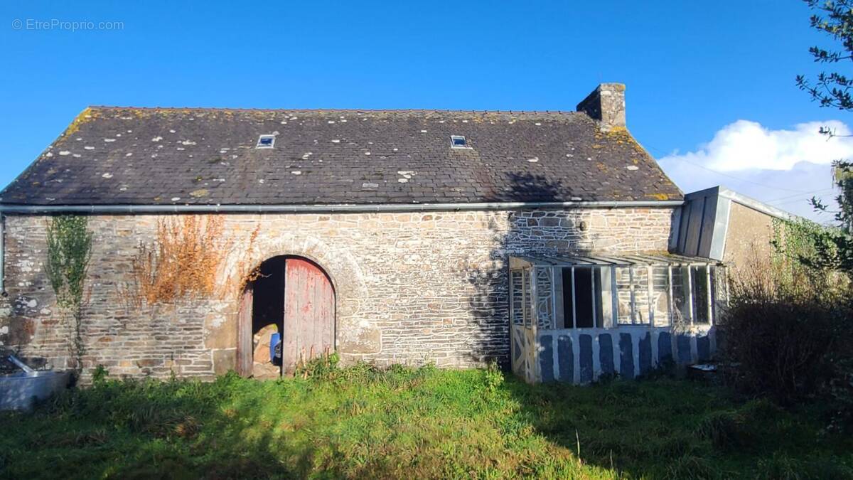 Maison à PLOUGONVEN