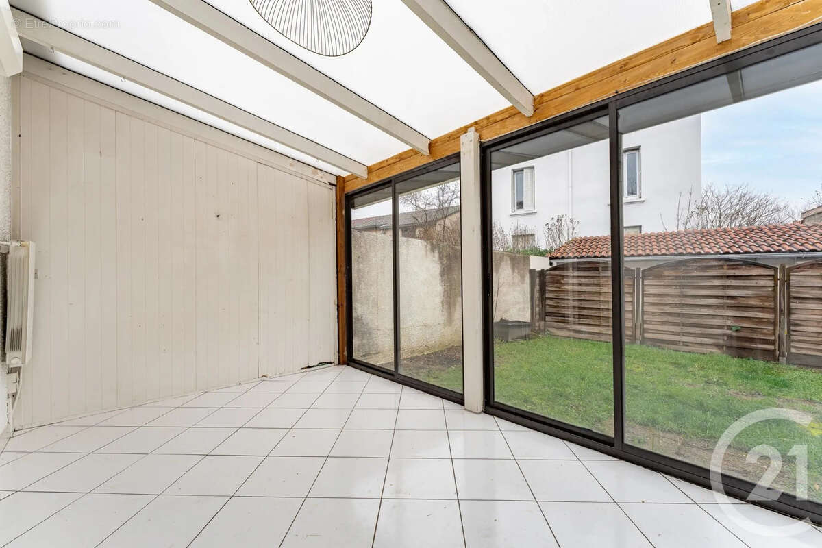 Maison à VILLEURBANNE