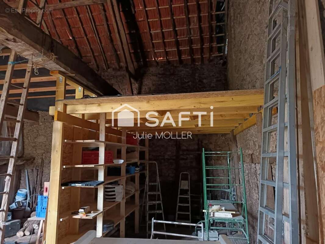 Photo 2 - Maison à BUSSIERE-DUNOISE