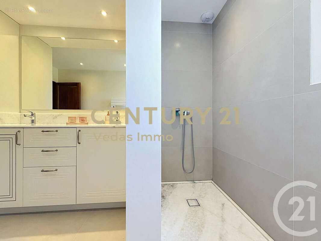 Maison 192 m² à Cournonterral  - photo 13