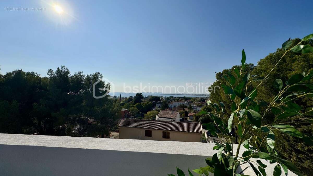 Appartement à ROGNAC