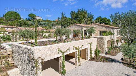Maison à MAUSSANE-LES-ALPILLES