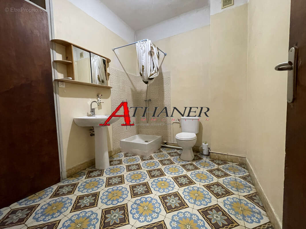 Argeles sur Mer - Grand appartement - A rénover - 5 Pièces - 86m2 - photo 15