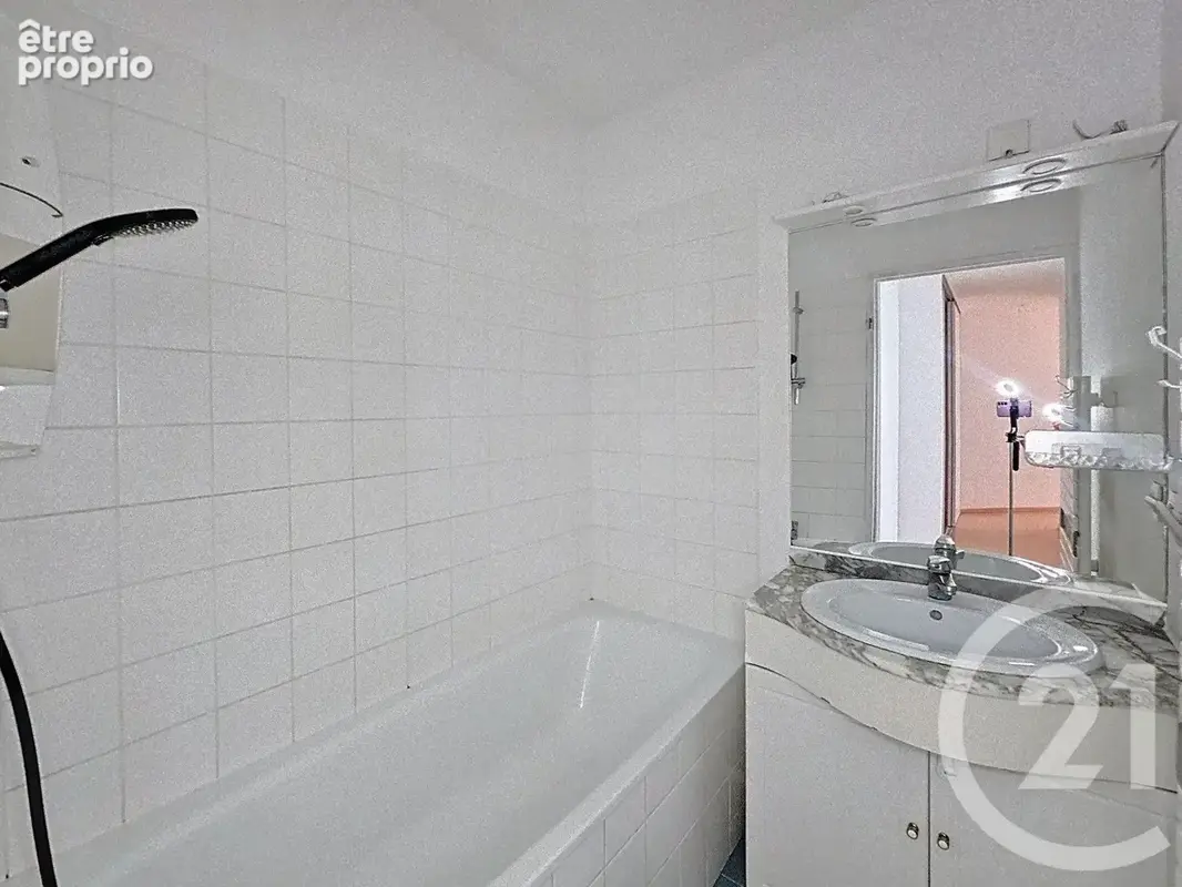 Appartement 3 pièces 75 m² à vendre à Lieusaint (77127) - photo 10