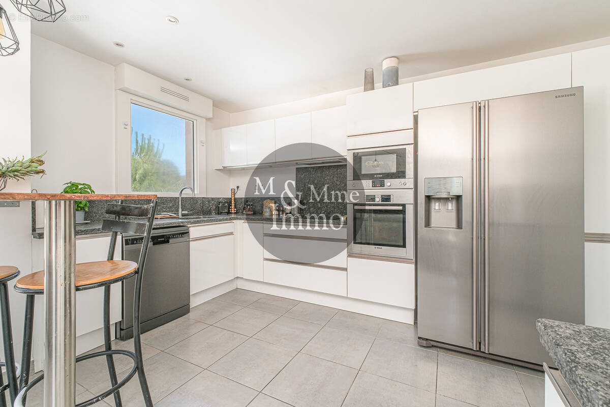 Appartement à MARSEILLE-11E