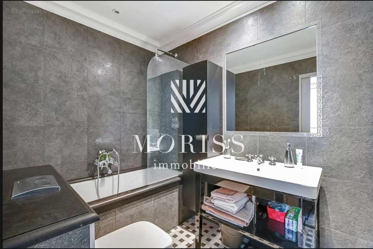 Appartement à PARIS-4E