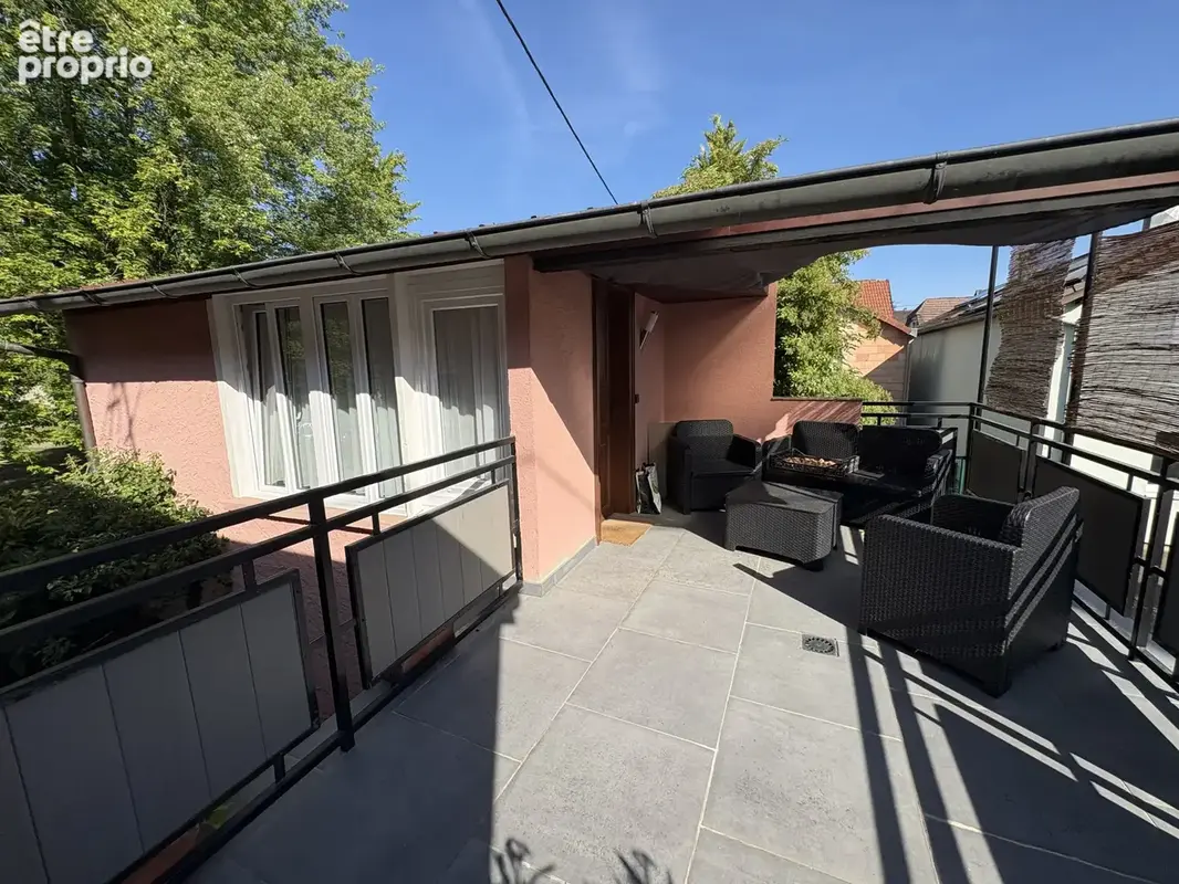 Charmante maison de 90 m2, idéalement située à Magstatt-le-Bas, offrant un cadre de vie chaleureux et fonction - photo 13