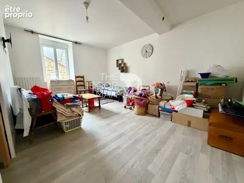 Immeuble 53240 - photo 8