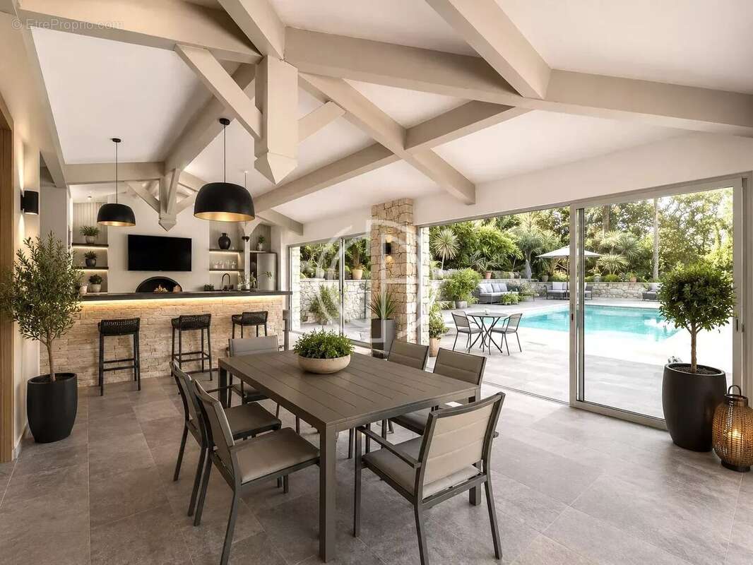 Maison à MOUGINS