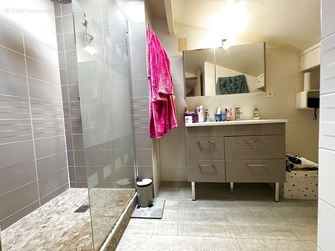 Maison à SURVILLIERS