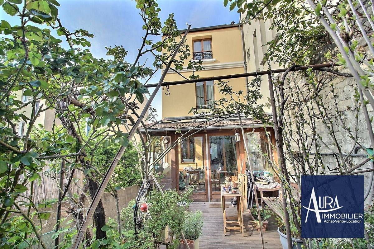 exposio_0002 - Maison à LES LILAS