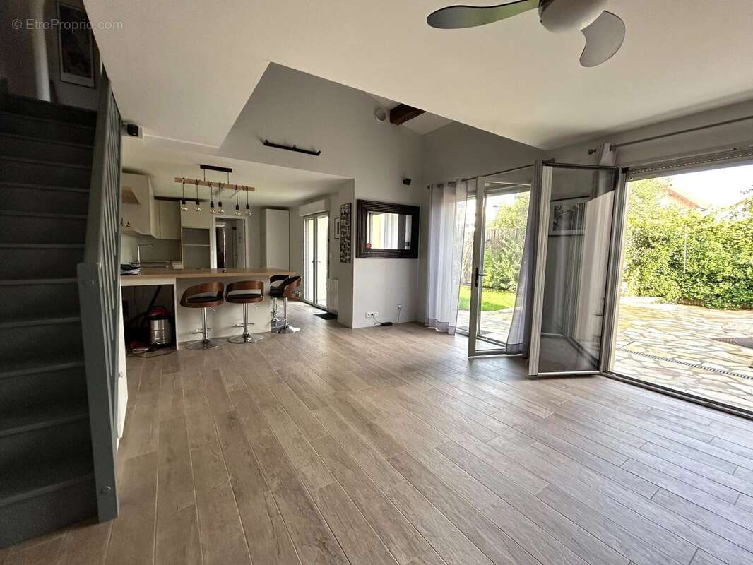 Maison à CROISSY-SUR-SEINE