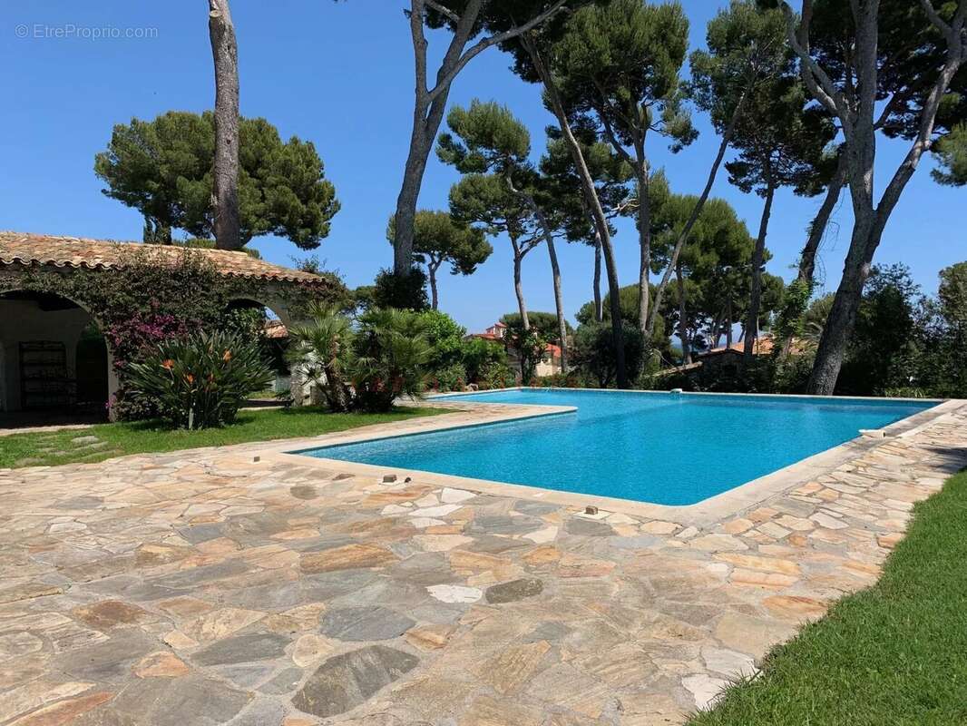 Maison à ANTIBES