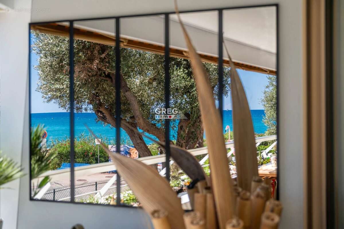 Appartement à VILLENEUVE-LOUBET