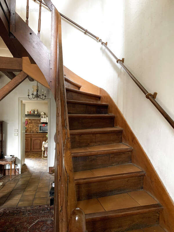 Maison à SAINT-JEAN-DE-LA-RUELLE