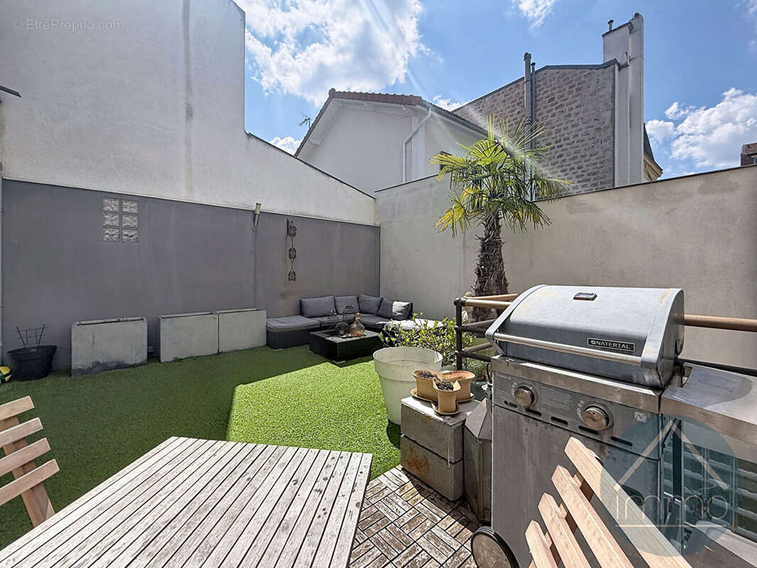 Maison à ASNIERES-SUR-SEINE