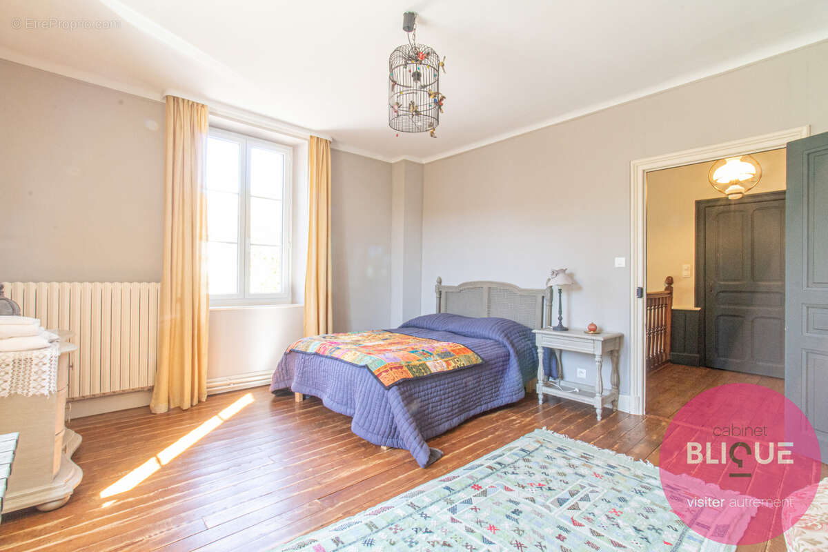 Maison à DOMEVRE-SUR-VEZOUZE