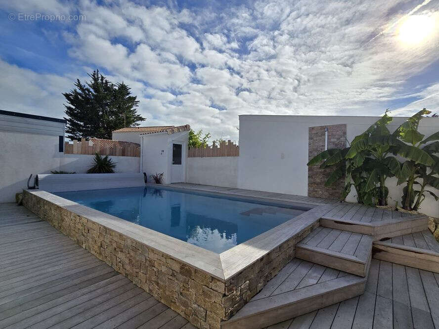 Maison à SAINT-HILAIRE-DE-RIEZ