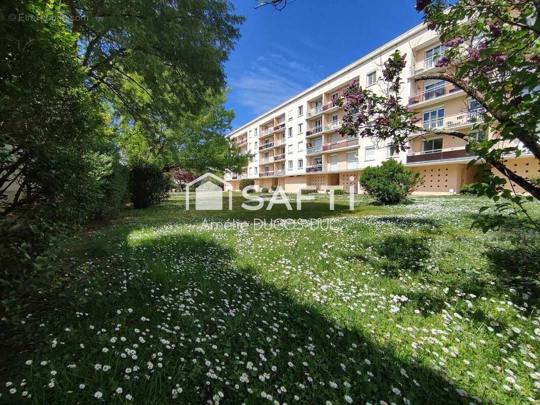 Photo 8 - Appartement à LE BOUSCAT