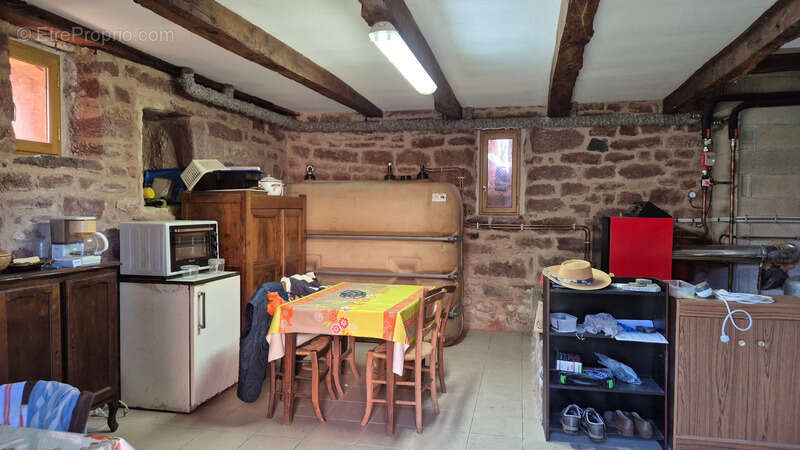 Maison à SAINT-CHRISTOPHE-VALLON