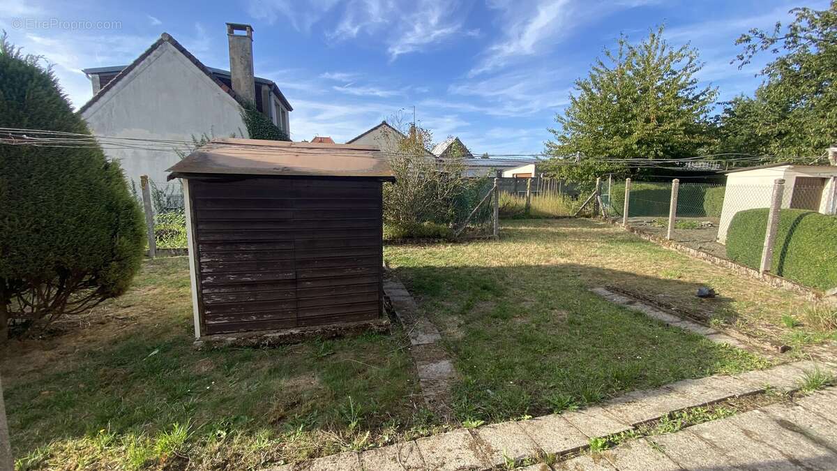 n°1 - Maison à HALLENCOURT