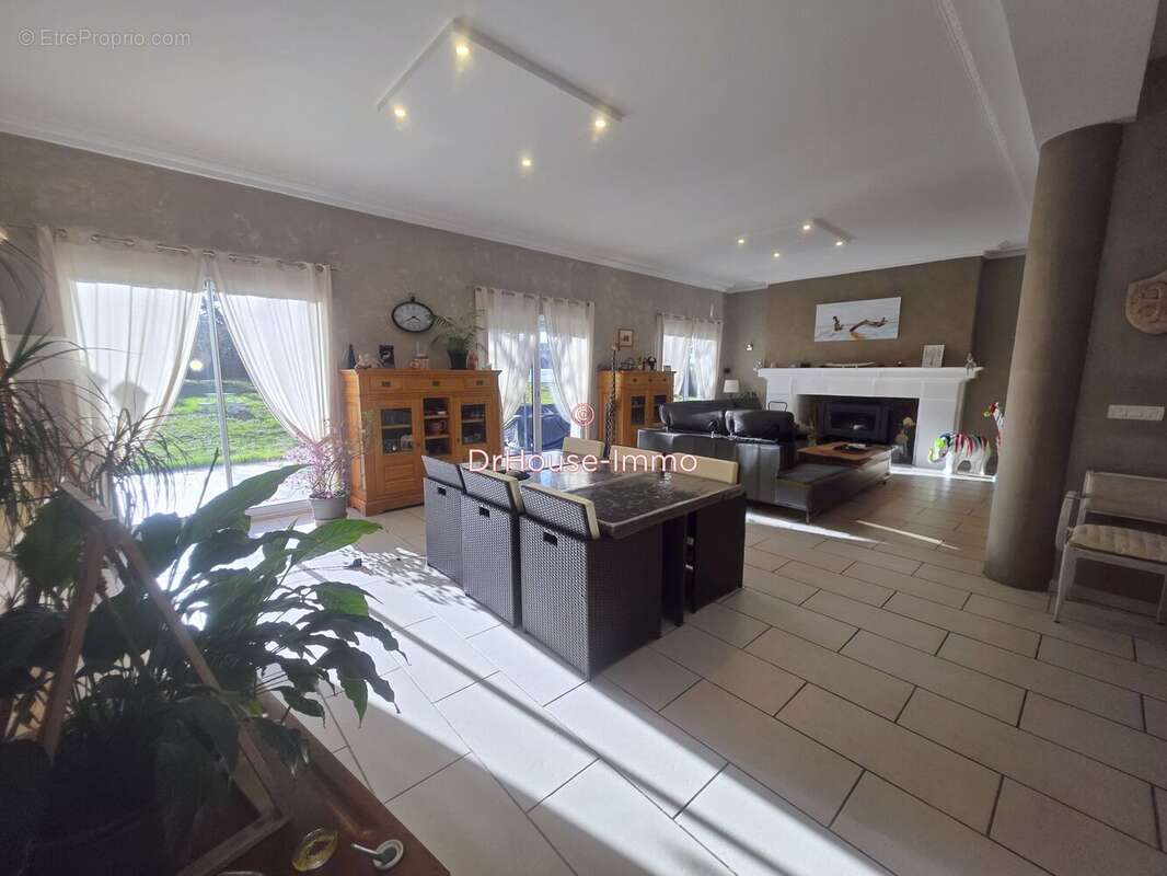 Maison 198 m² à Castelnau-De-Montmiral  - photo 15