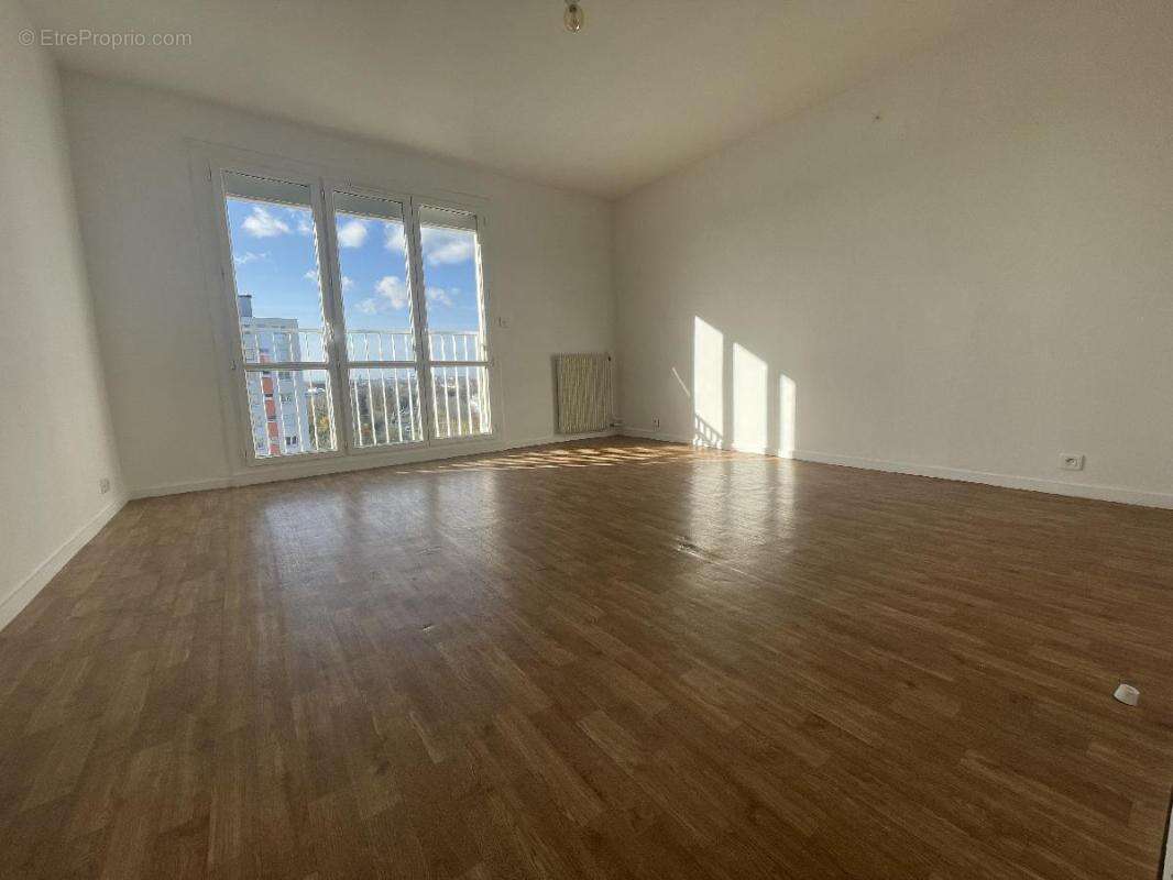 Appartement à REZE