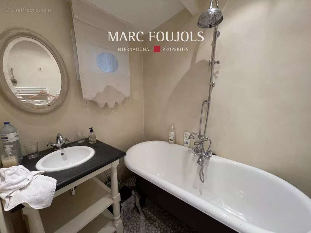 Maison à DAMPIERRE-EN-YVELINES