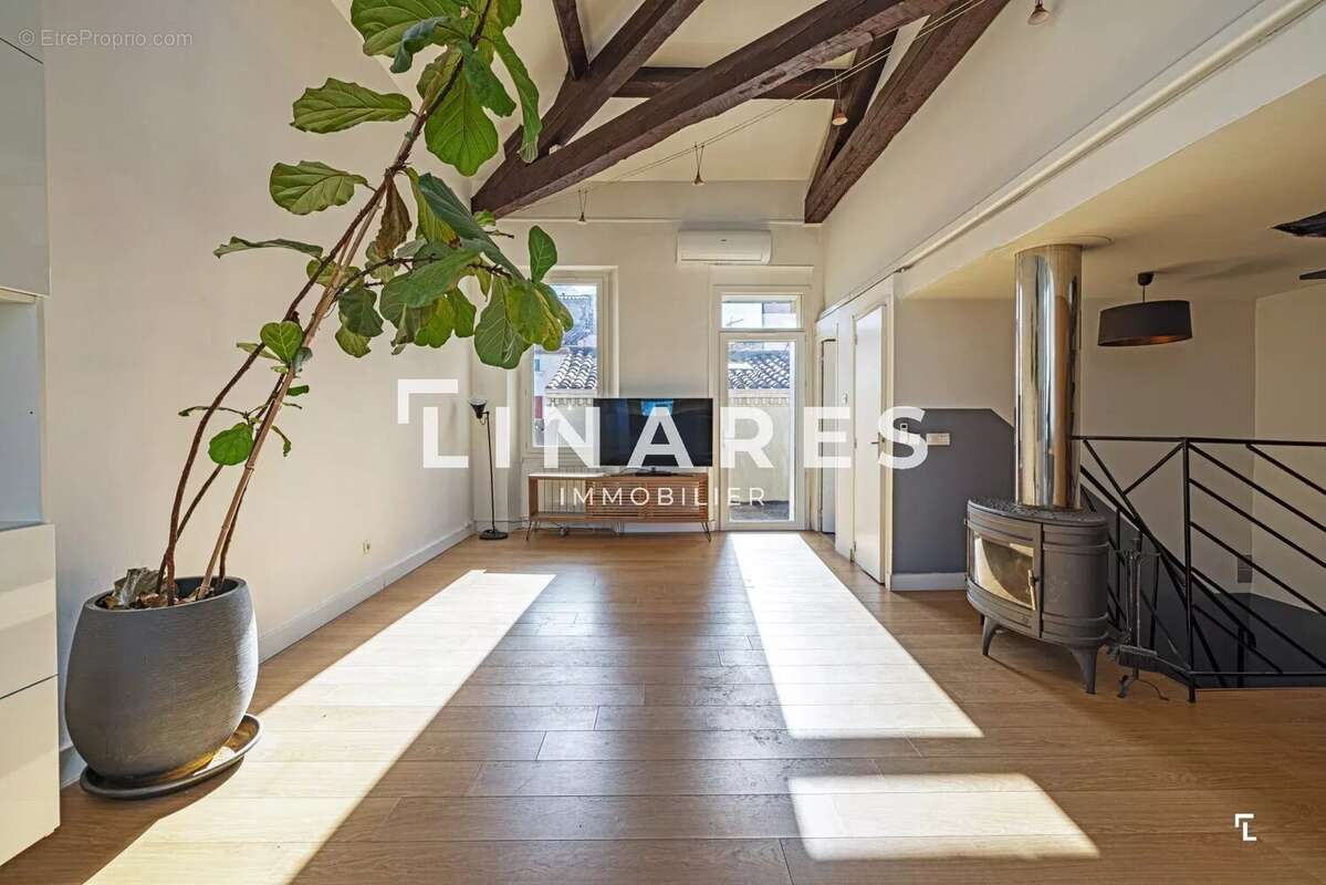 Appartement à MARSEILLE-9E