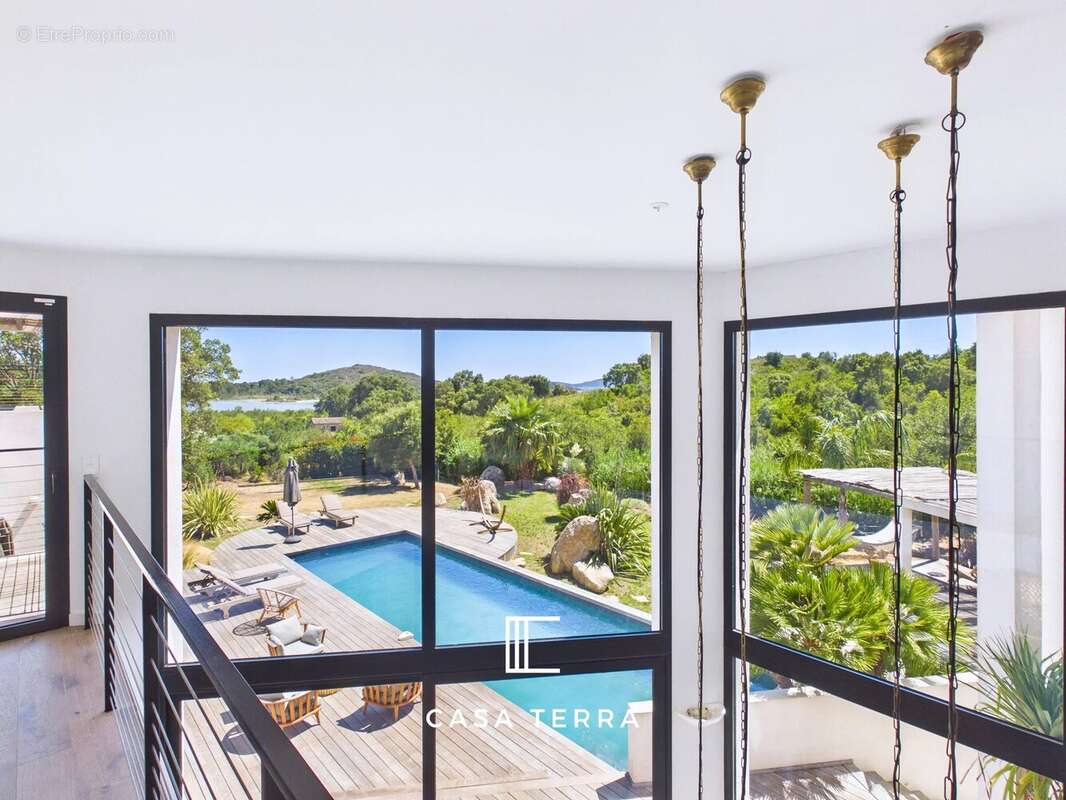 STAGNA - Villa d'exception avec piscine, vue montagnes et mer / Arasu - photo 8