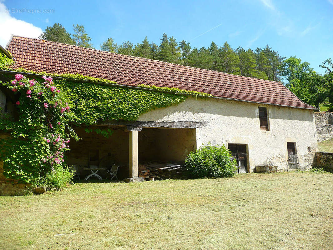 Corps de ferme - Vailhourles - photo 2
