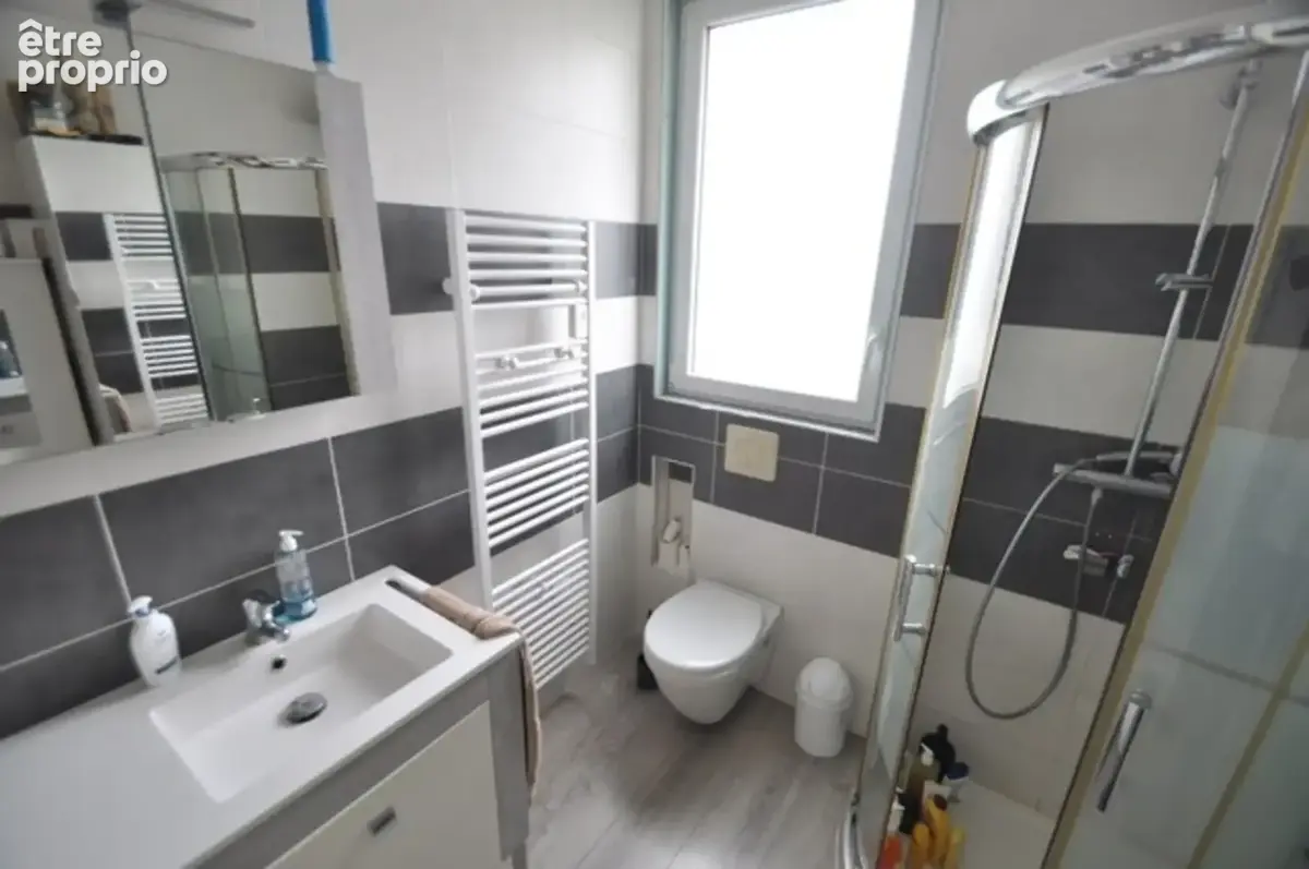 Maison à vendre 7 pièces SAINT GERMAIN DES PRES (49), grande maison familiale rénovée, 5 chambres, jardin, garage-atelier - photo 7