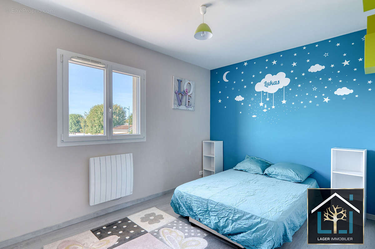 Maison à BOURG-SAINT-CHRISTOPHE