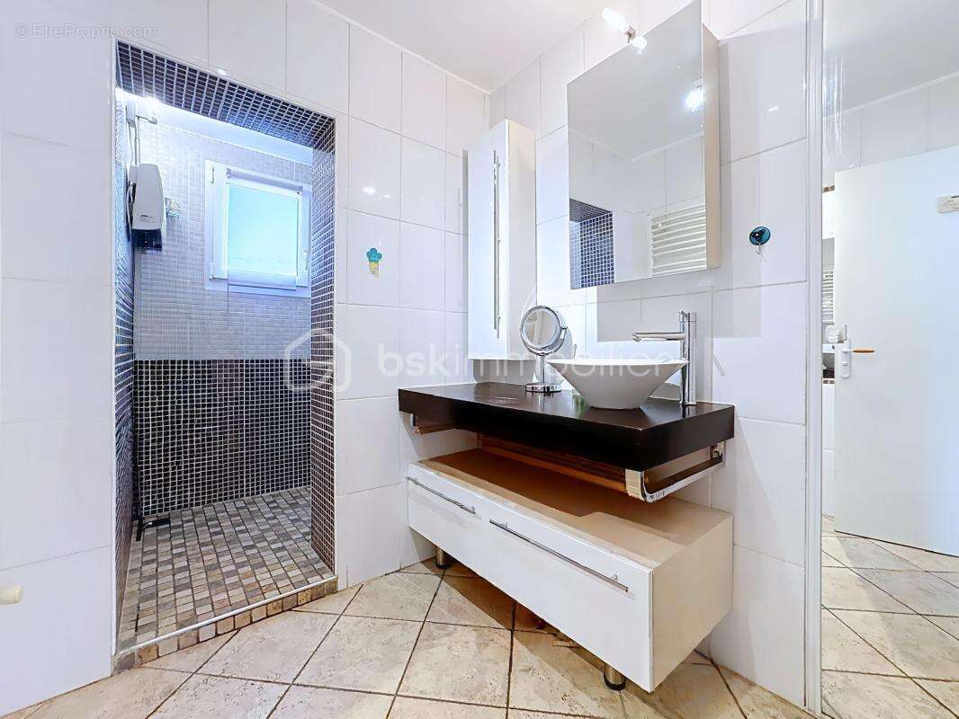 Maison individuelle avec fort potentiel – Terrain de 450 m² – Échirolles - photo 14