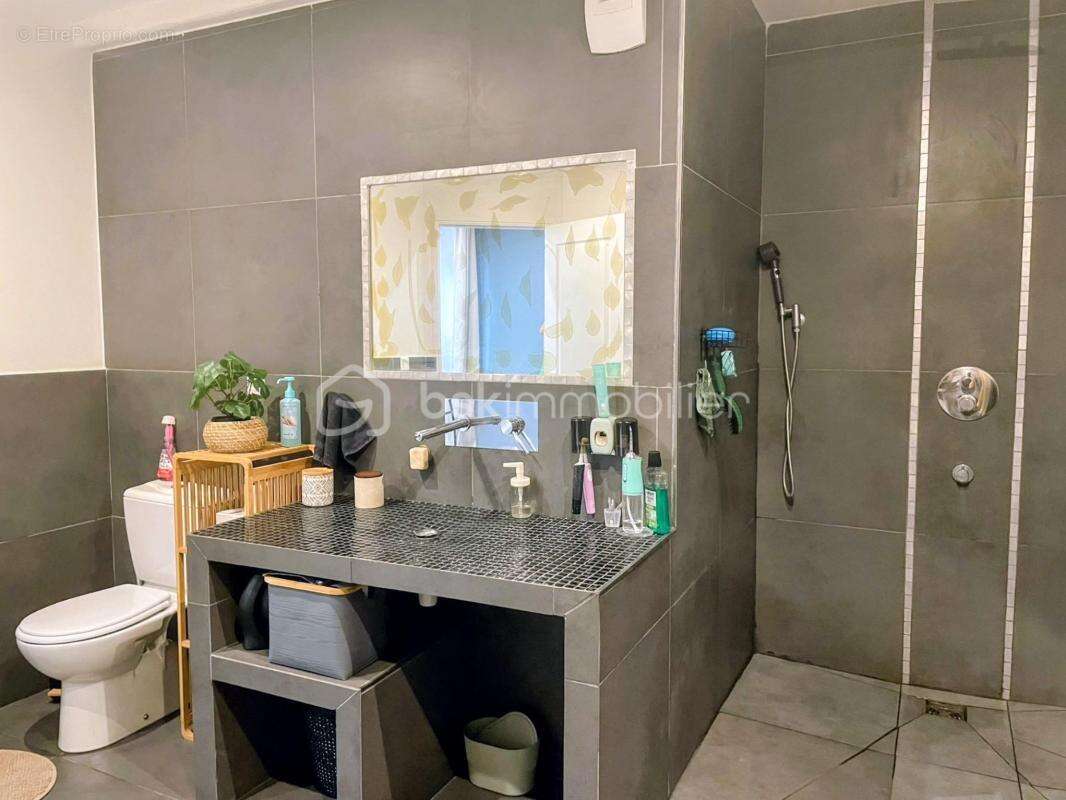 Charmante maison de bourg avec mezzanine au cœur de Villerest - photo 7