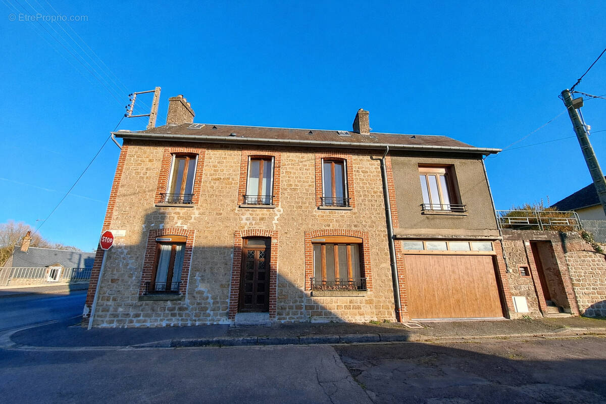 Maison à LA FERTE-MACE