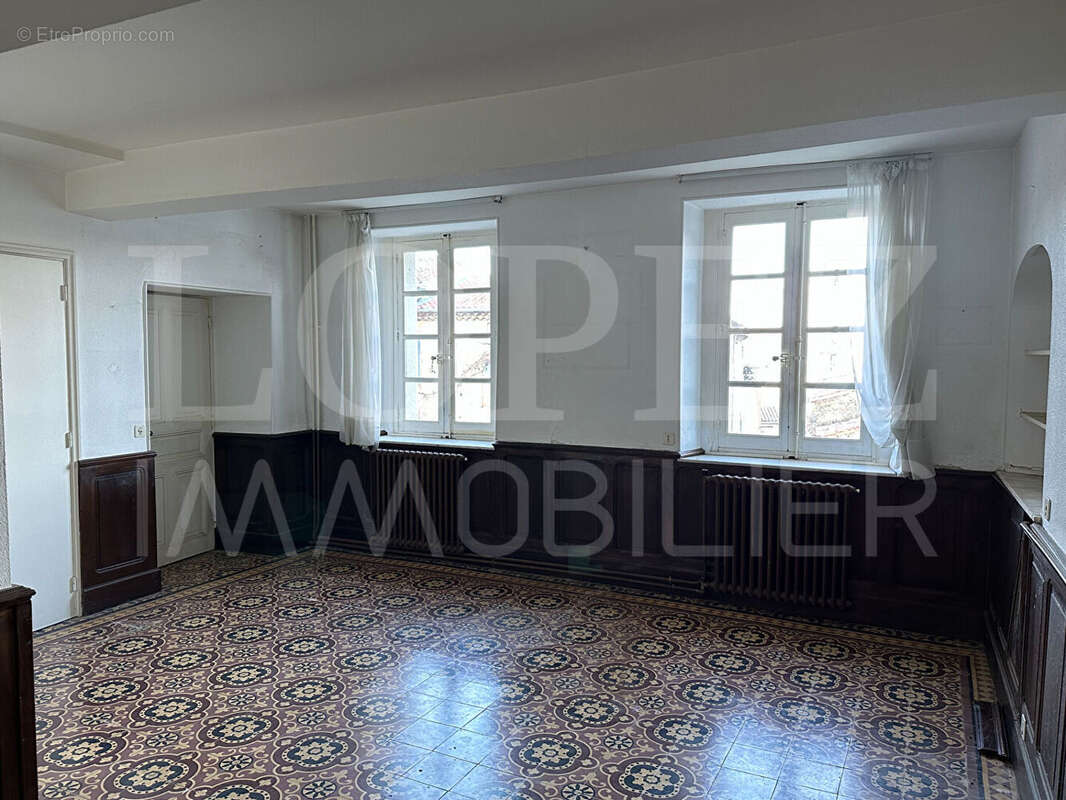 Maison à AIGUEFONDE