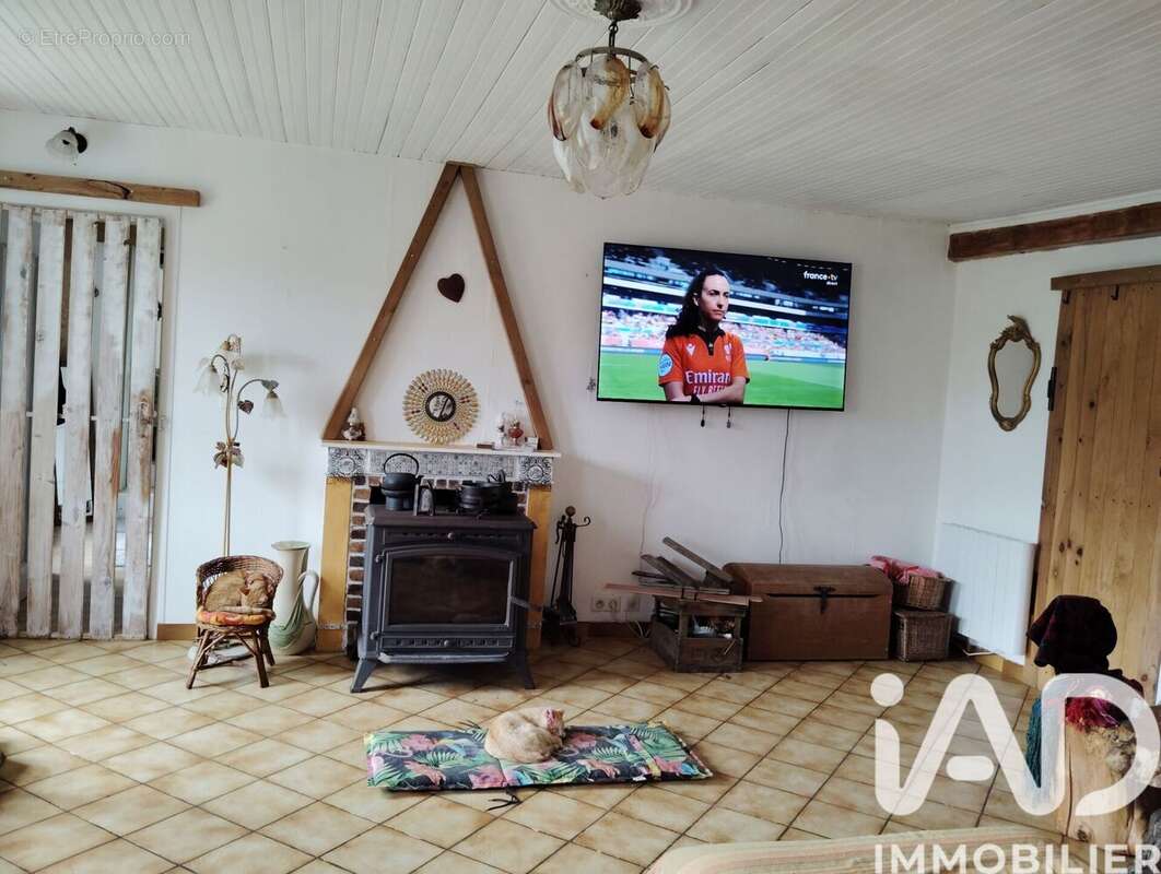 Maison 102 m² à Neret  - photo 6
