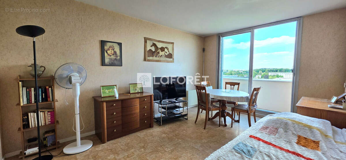 Appartement à STAINS