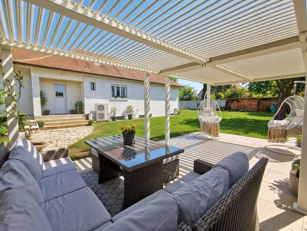 Maison à BAILLEAU-ARMENONVILLE