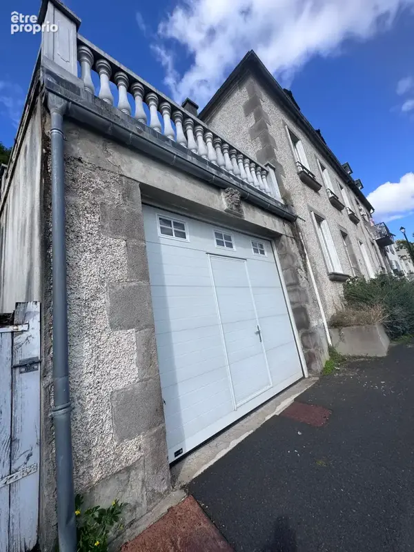 Maison avec garage, terrasse et jardin - MURAT - photo 16