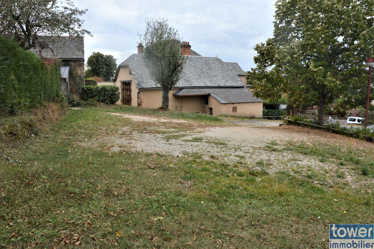 Maison à LASSOUTS