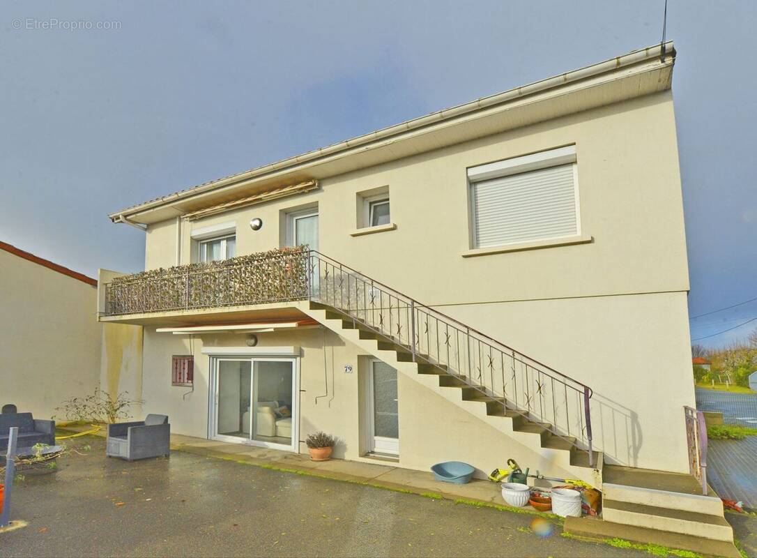 Maison à SEMUSSAC