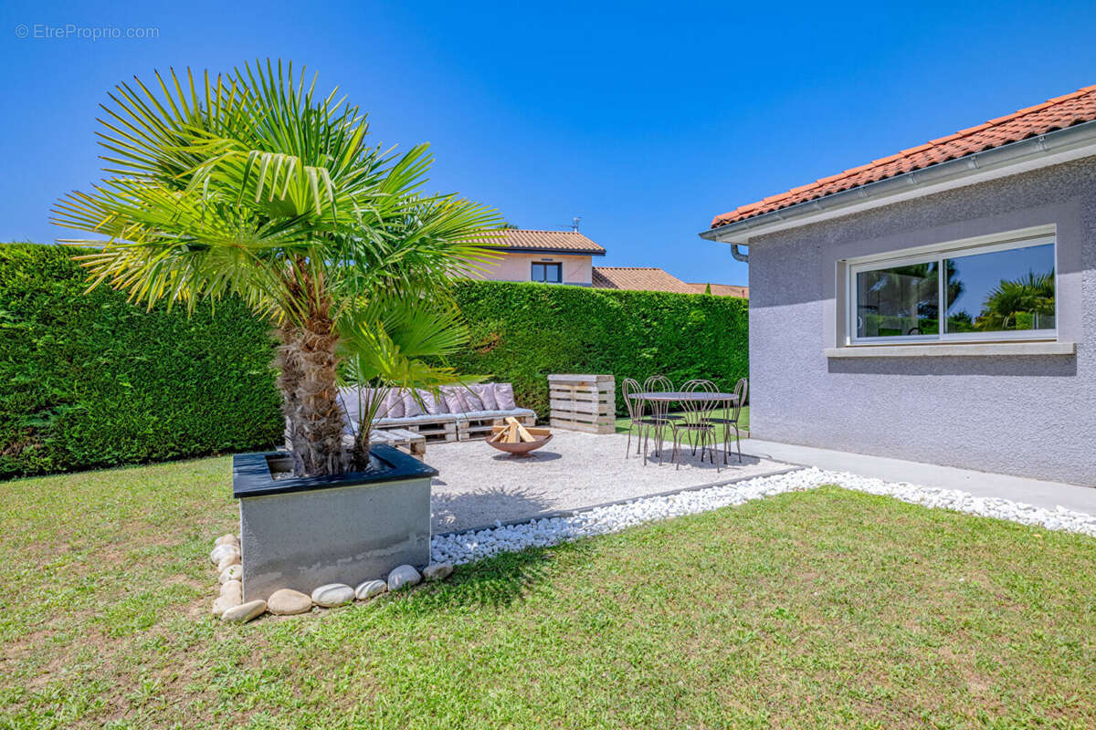 Villa de prestige à Sermenaz - photo 17