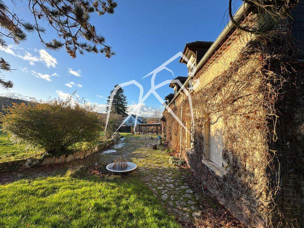 Maison à HEUDREVILLE-SUR-EURE